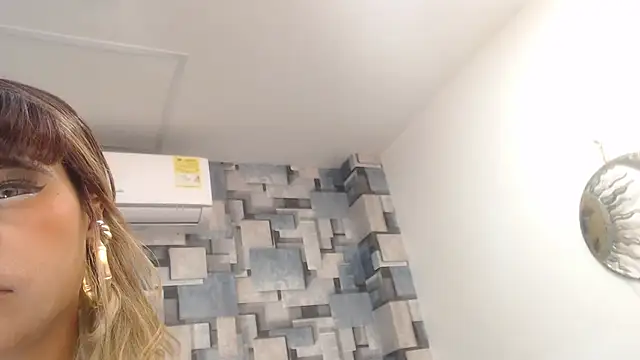 angel_dthroatt webcam