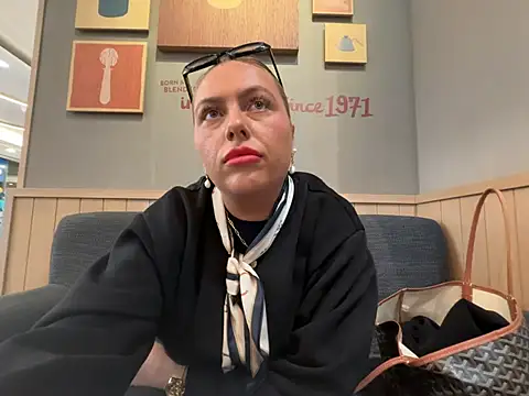 Arabellalee23 webcam