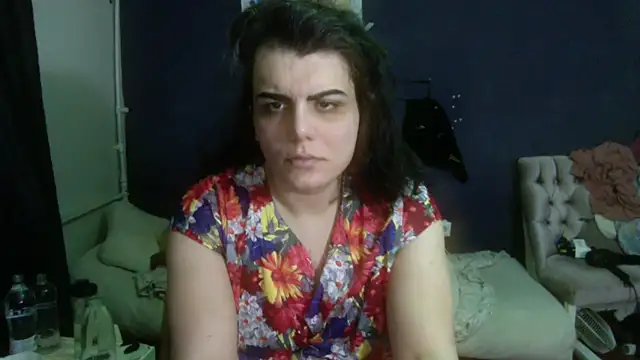 turkishtransefsun (F milf) - get naked all for an hour