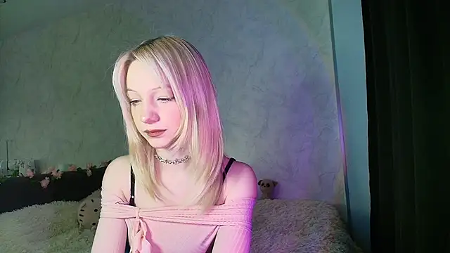 yape_anne webcam