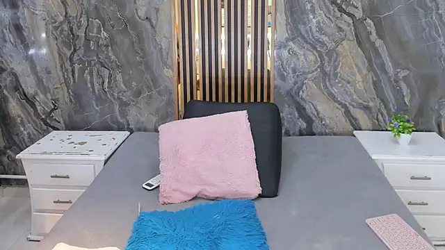 nyakimgold (F young) - FEED THAT PUSSY MAKE IT SQUIRT RAIN