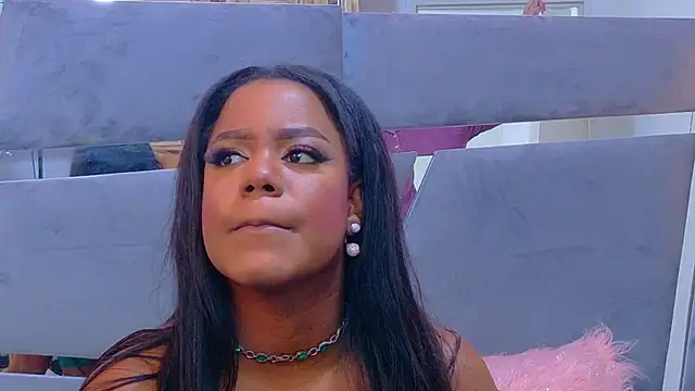 LorraiineJohnson webcam