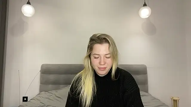 Embersweetbunny webcam