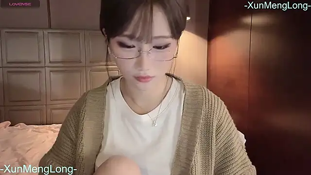 -XunMengLong- webcam