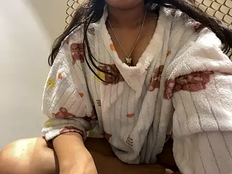 Webcam Model (dubyzubygirl)  is live.Free join now!