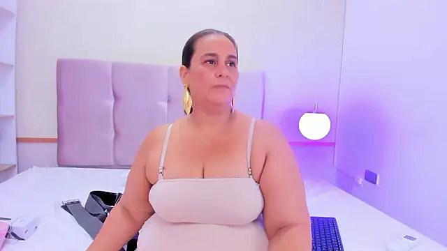 Sharlotte_BBW_ webcam