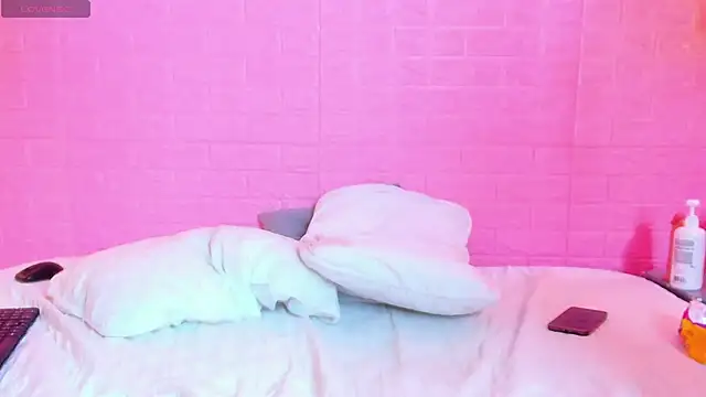 AlexandraMiller webcam