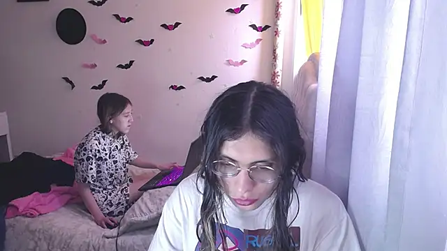 Briar_y_Blair webcam