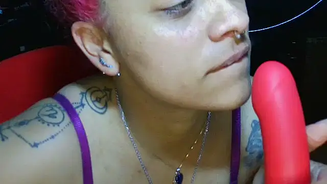 cata_blue__ - Cata_Blue__'s free webcam - UK Sex Cams