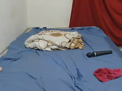 slut-nana (F young) - make my bed wet