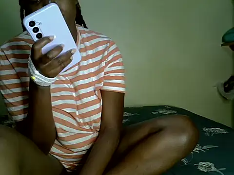 Sexiebony12 webcam