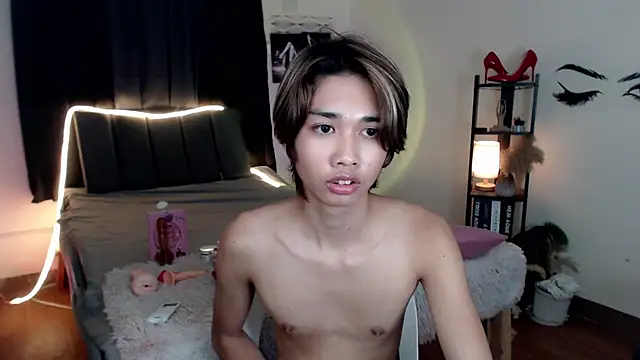 Ivoryhotcummer webcam