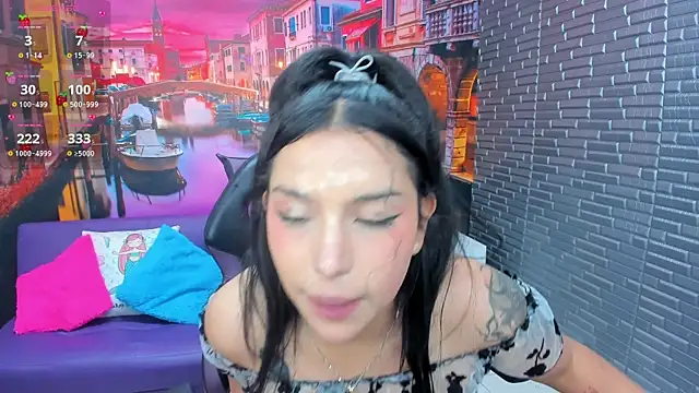 Small_naughty_ webcam