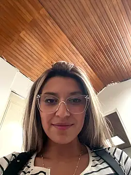 Isabella_Varella webcam