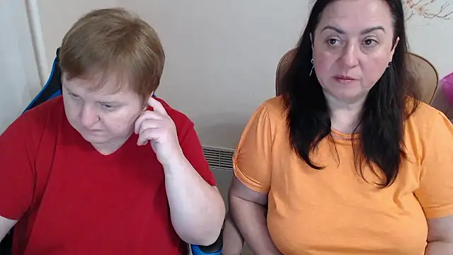 Bertie_Adeline webcam