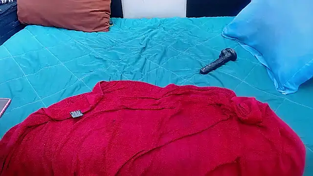 EMBER_FOX webcam stripchat model stream image