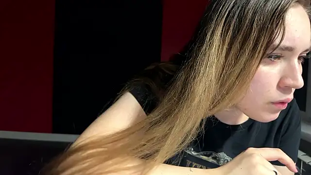 Veramirel webcam stripchat model stream image