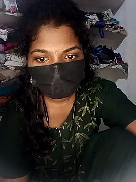 Webcam Model (tamilsaisree)  is live.Free join now!