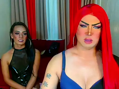 Incredible_Shemale webcam