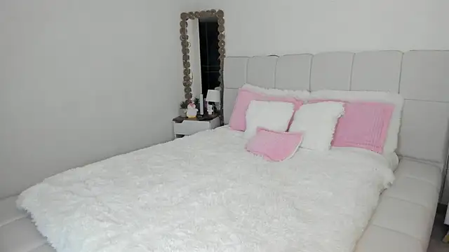 Ori_valentina webcam