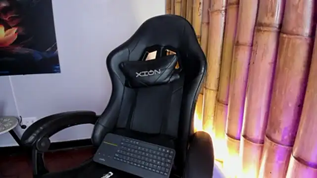 charlotte_mitchell_ webcam