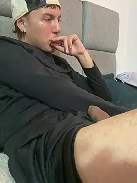 NaytonFreeman webcam