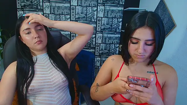 Isa_And_Natasha webcam