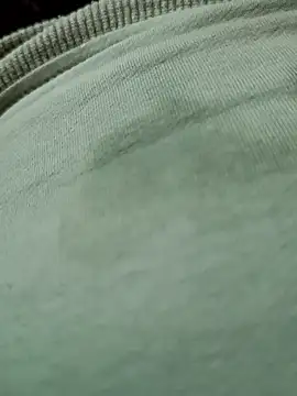 Naughtyforpussy webcam