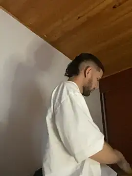 Michaell_Spinelly webcam