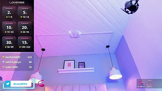 Lucy_Williiams webcam