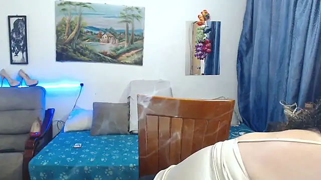 Aleja_Gonzales webcam