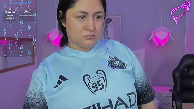 Lisa7_7 webcam stripchat model stream image