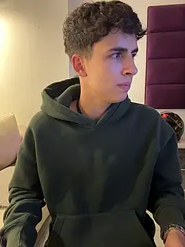 AdrianRinaldi webcam