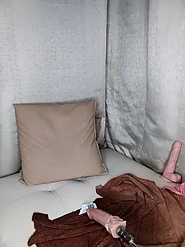 Coralay_Wills webcam