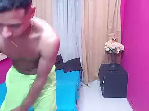 hugecock_black webcam