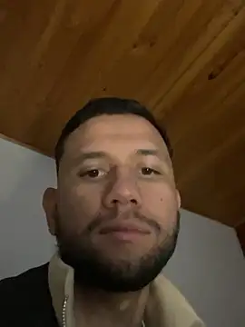 Michaell_Spinelly webcam