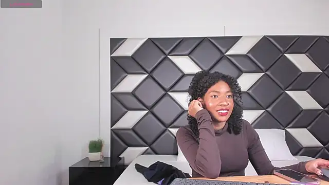 carlamarcuzzi - CarlaMarcuzzi's free webcam - UK Sex Cams