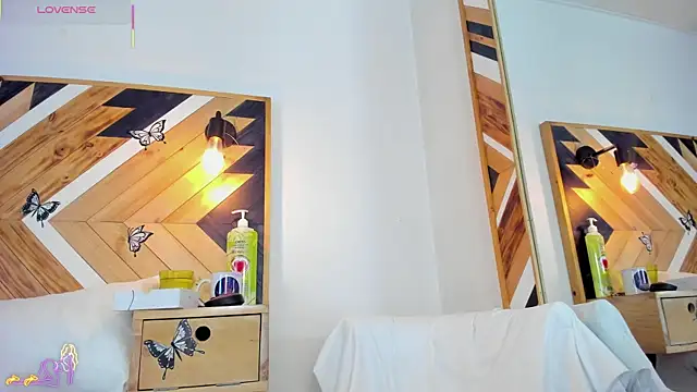 Kathaleiya_Ozz webcam