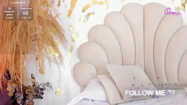 kiaratentation webcam