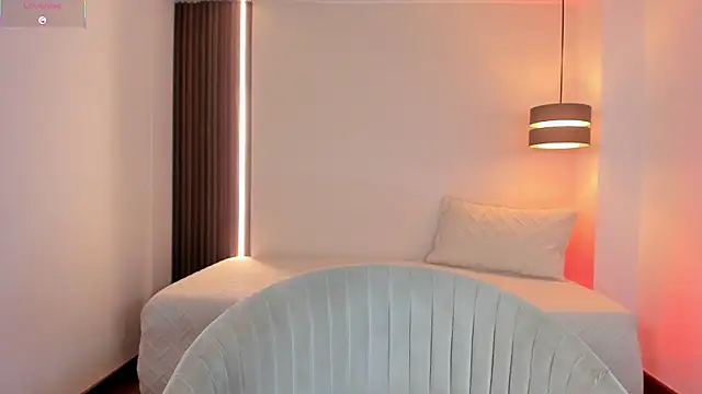 luvely_unique_ webcam