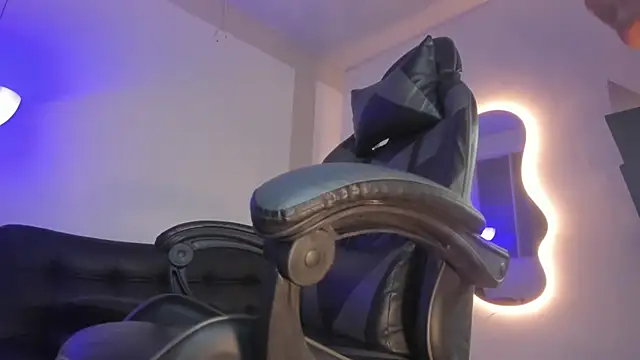 senpai_lover - Senpai_Lover's free webcam - UK Sex Cams