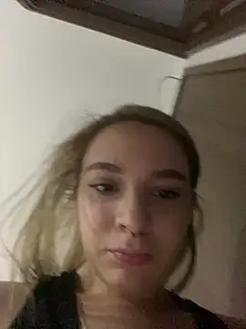 karla-thomsom10 webcam