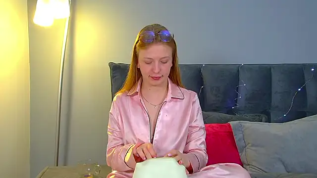 BeatriceBinoche webcam