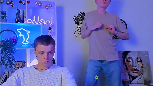 veldi_to - Veldi_to's free webcam - UK Sex Cams