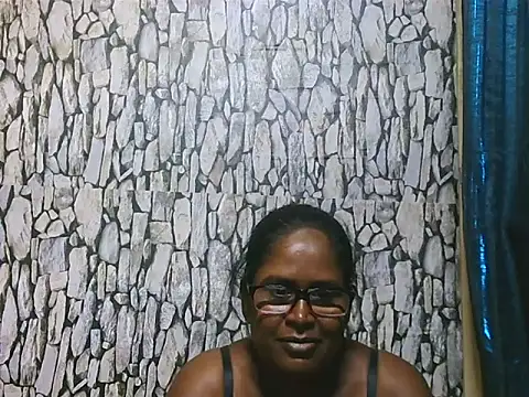 Exotic_indian95 webcam