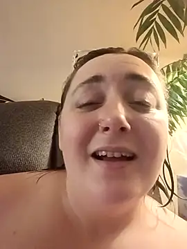 pinkcheetah12 webcam