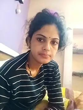Webcam Model (Yt_kinjal)  is live.Free join now!