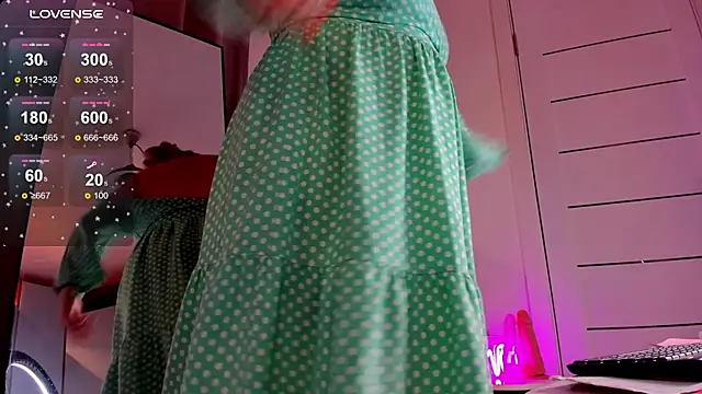 mira_robinsonnn webcam