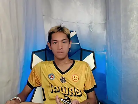 riks_tyler (Ask my age) - lets cum together