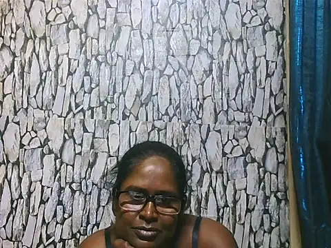 Exotic_indian95 webcam